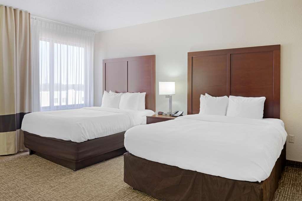 Comfort Inn & Suites Уичита Стая снимка