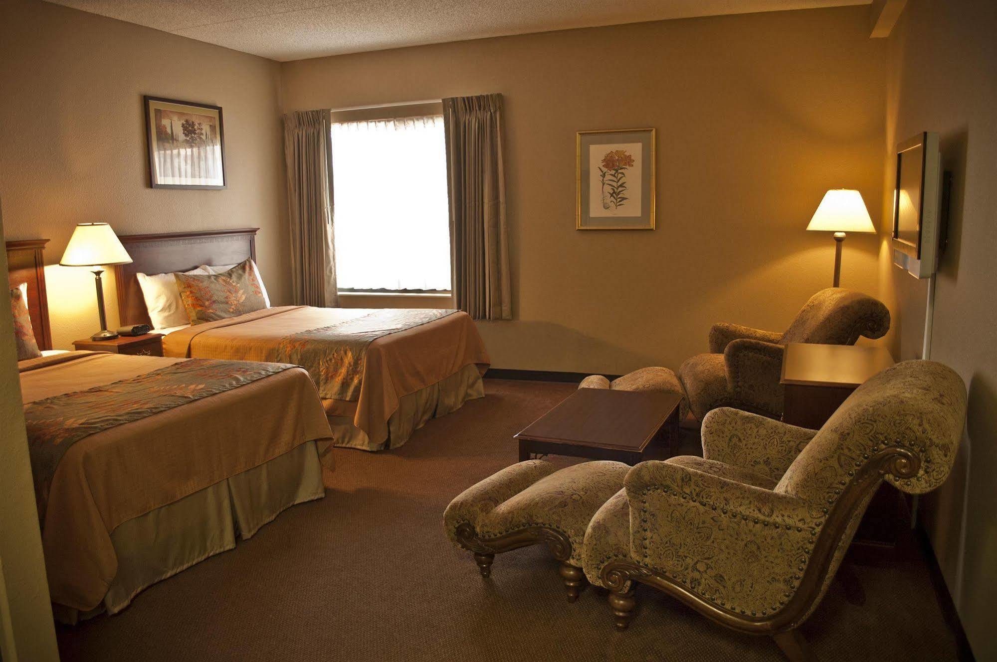 Comfort Inn & Suites Уичита Екстериор снимка