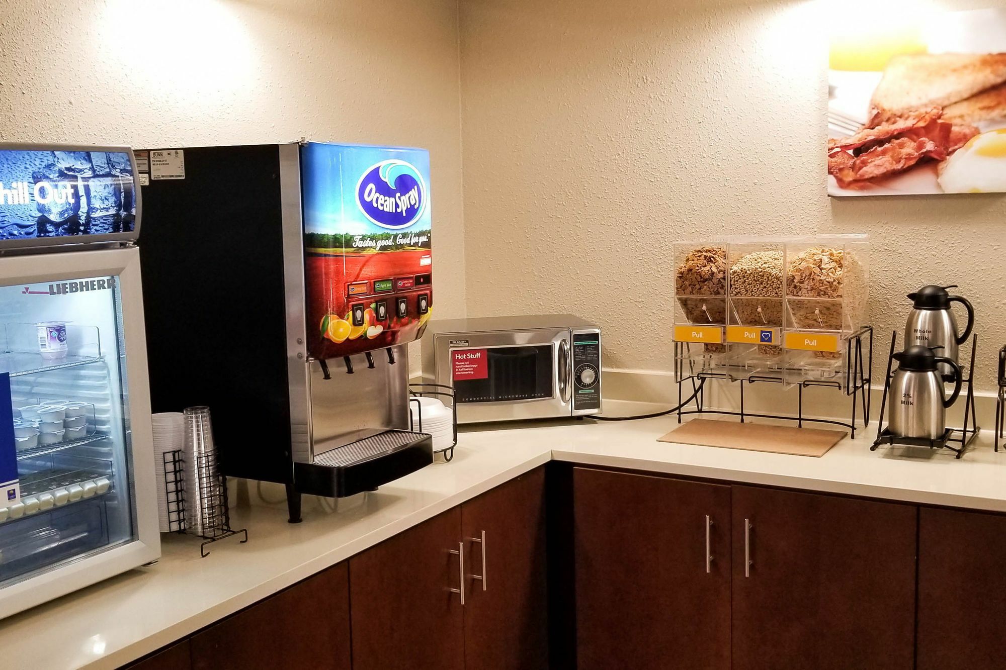 Comfort Inn & Suites Уичита Екстериор снимка