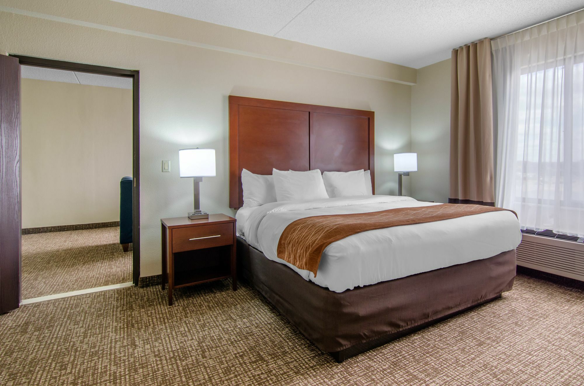 Comfort Inn & Suites Уичита Екстериор снимка